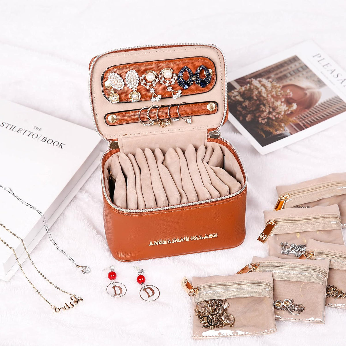 Jewelry Organizer Case Bridesmaid Gifts Travel Bag Vegan Leather Box for Necklace Earring Bracelet Ring(champagne)