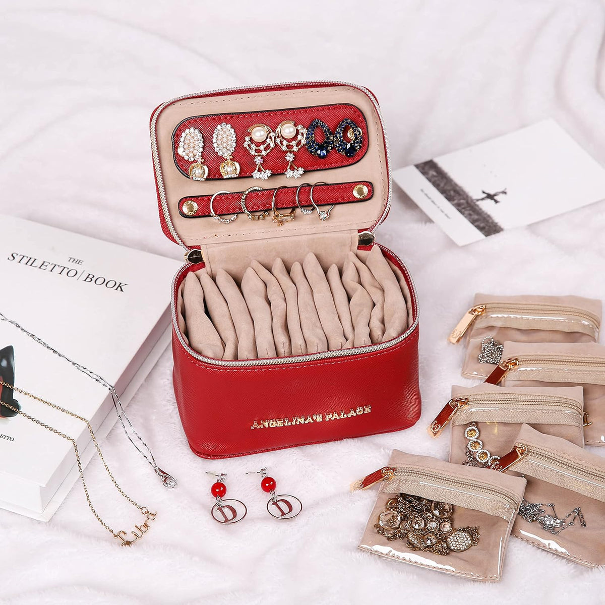 Jewelry Organizer Case Bridesmaid Gifts Travel Bag Vegan Leather Box for Necklace Earring Bracelet Ring(champagne)