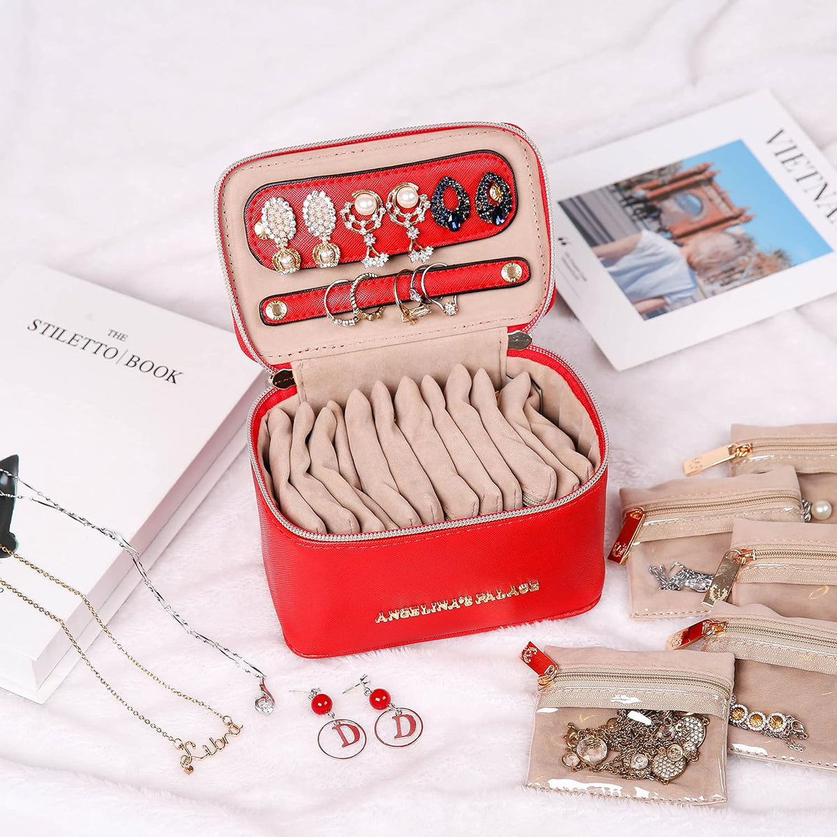 Jewelry Organizer Case Bridesmaid Gifts Travel Bag Vegan Leather Box for Necklace Earring Bracelet Ring(champagne)