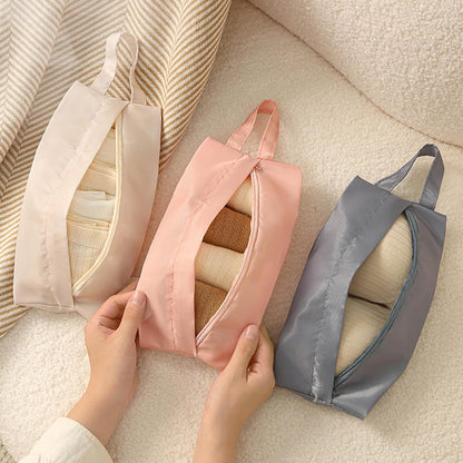 Water Travel Organiser with Carry Handle Foldable Storage for Clothes Cosmetics Toiletries Travel Underwear Storage Bag