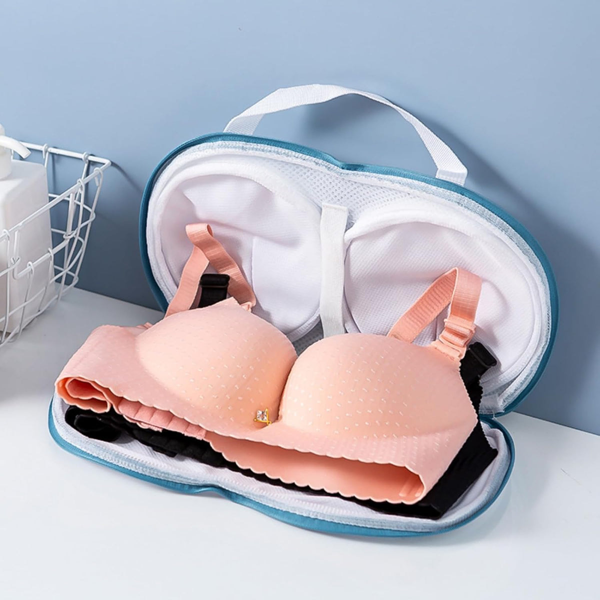 3Pcs Bra Wash Bags for Laundry Lingerie Underwear Brassiere Bag Set for Washing Machine With Zipper Women Delicates Blue (A to C Cups)