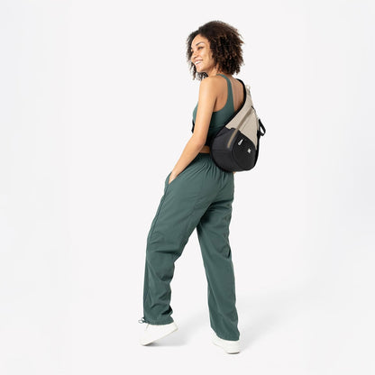 Esprit, Sling Backpack, 10L Travel Bag, Right-Handed Shoulder Sling Purse, Crossbody Backpack, Travel Gifts, RFID Protection (Chromatic)
