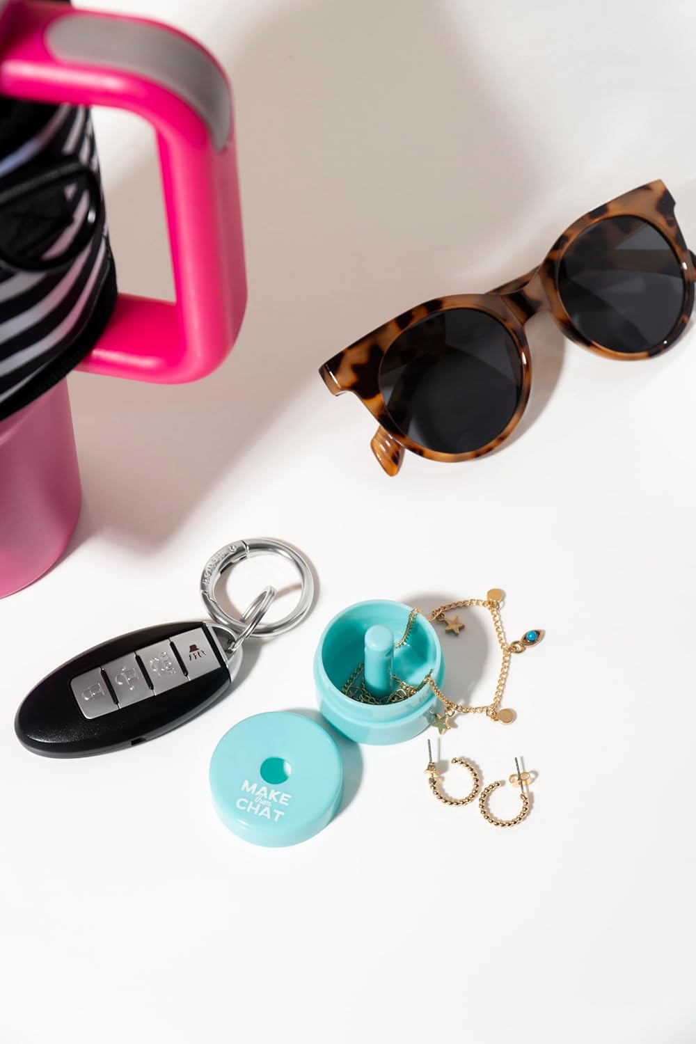 Travel Jewelry Box Case, Ring Holder on Shark Tank for Women Girls with Keychain, Small Jewelry Organizer Boxes Storage Case, Portable Key Chain