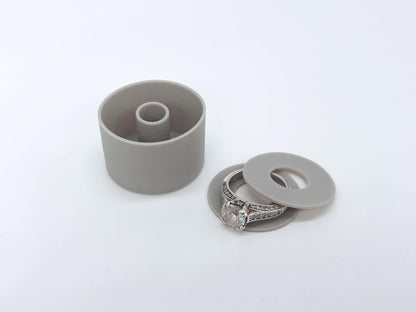 Travel Jewelry Box Case, Ring Holder on Shark Tank for Women Girls with Keychain, Small Jewelry Organizer Boxes Storage Case, Portable Key Chain