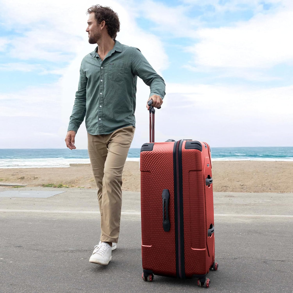 Maxporter II Polycarbonate Hardside Trunk with Spinner Wheels, Navy, 22-Inch Carry-on Luggage