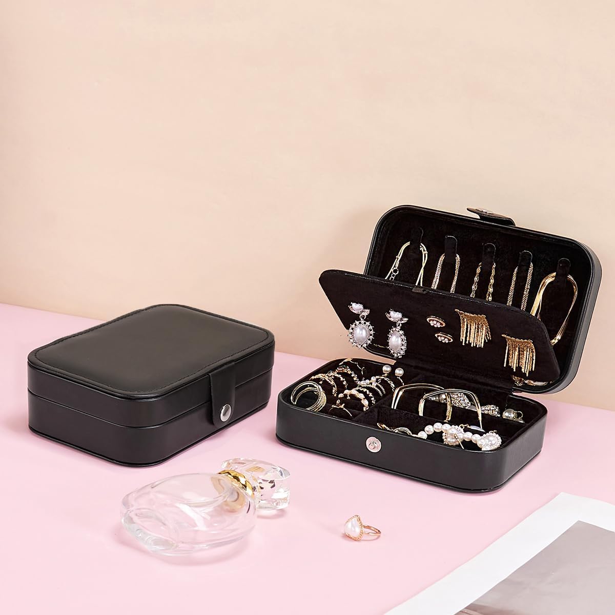 Travel Velvet Jewelry Box with Mirror, Mini Gifts Case for Women Girls, Small Portable Organizer Boxes for Rings Earrings Necklaces Bracelets